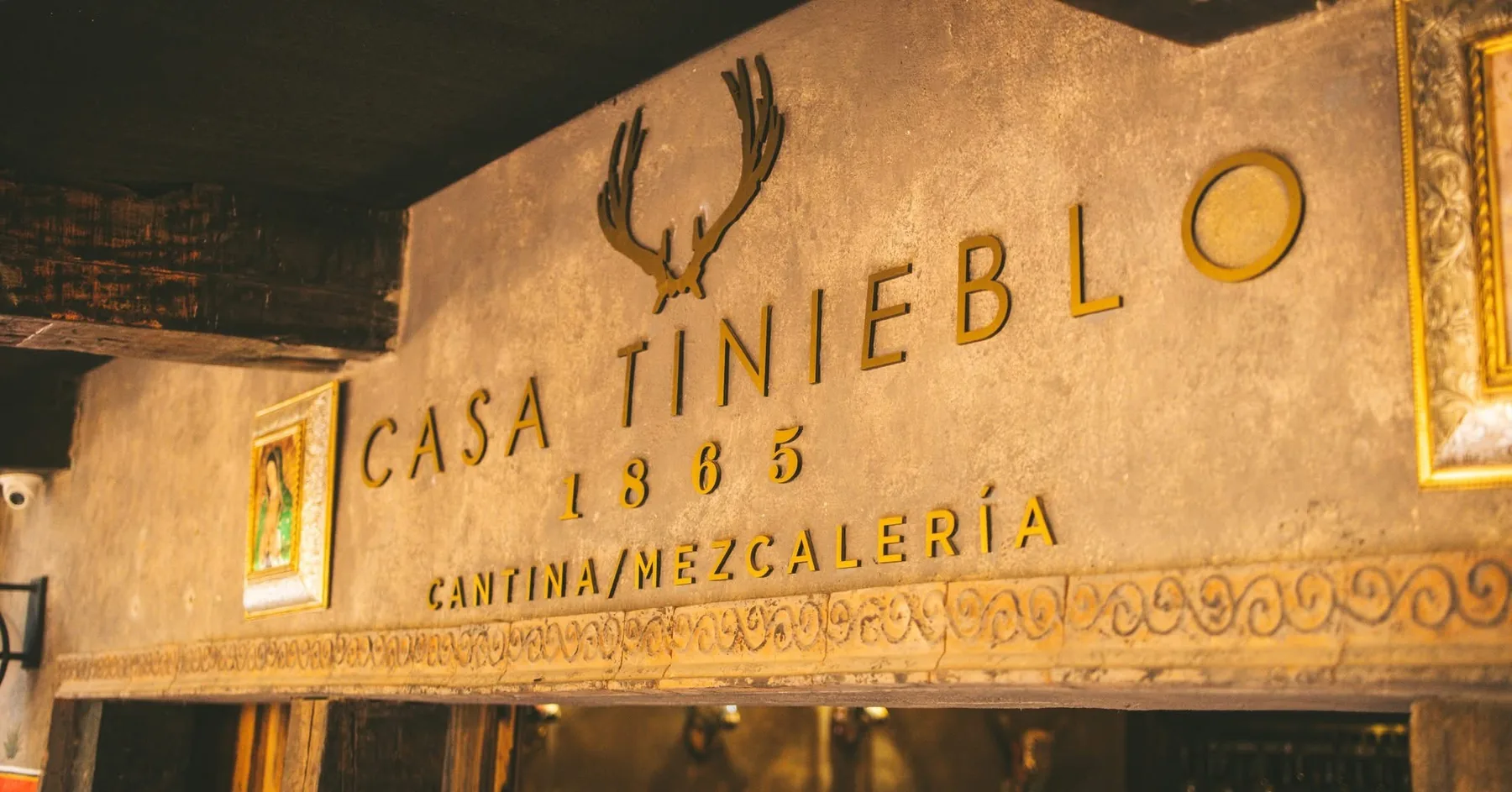 Letrero Casa Tinieblo